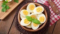 Prečo profesionálni kuchári nikdy nevaria vajcia po tom, čo ich uvarili: tajomstvo dokonalého jedla