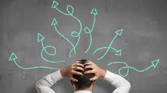 Prečo rozhodovanie stojí toľko energie a čo skutočne pomáha